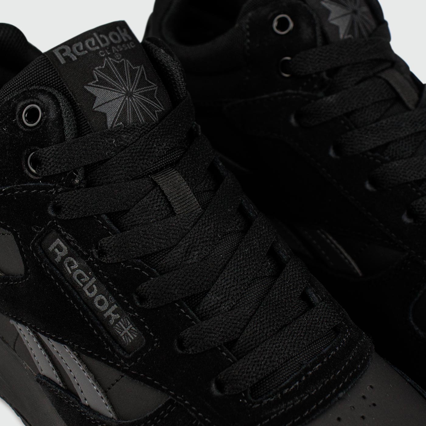 Кроссовки Reebok Classic Utility Suede Black with Fur Кроссовки Reebok Classic Utility Suede Black with Fur