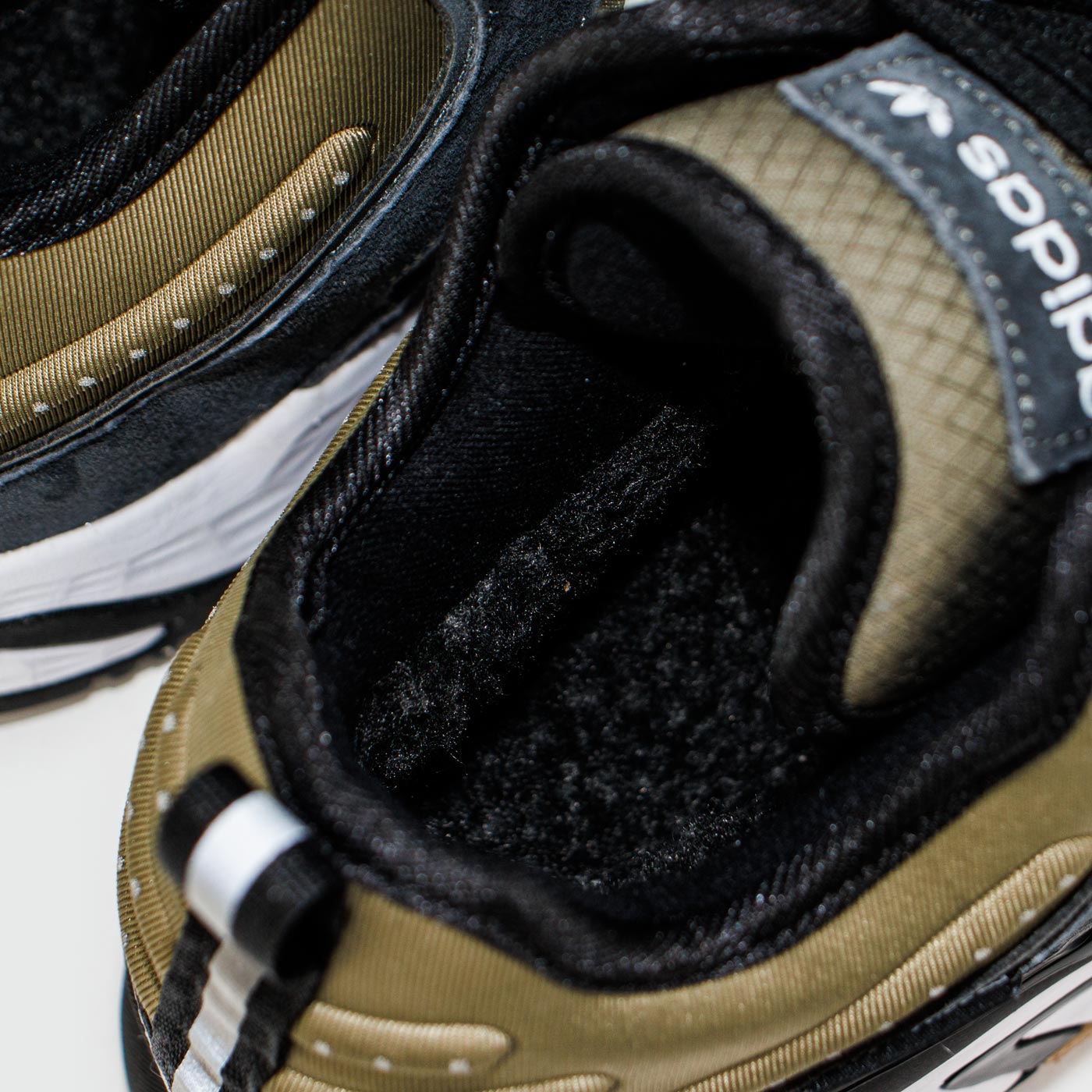 Кроссовки Adidas Niteball Olive / Black with Fur Кроссовки Adidas Niteball Olive / Black with Fur