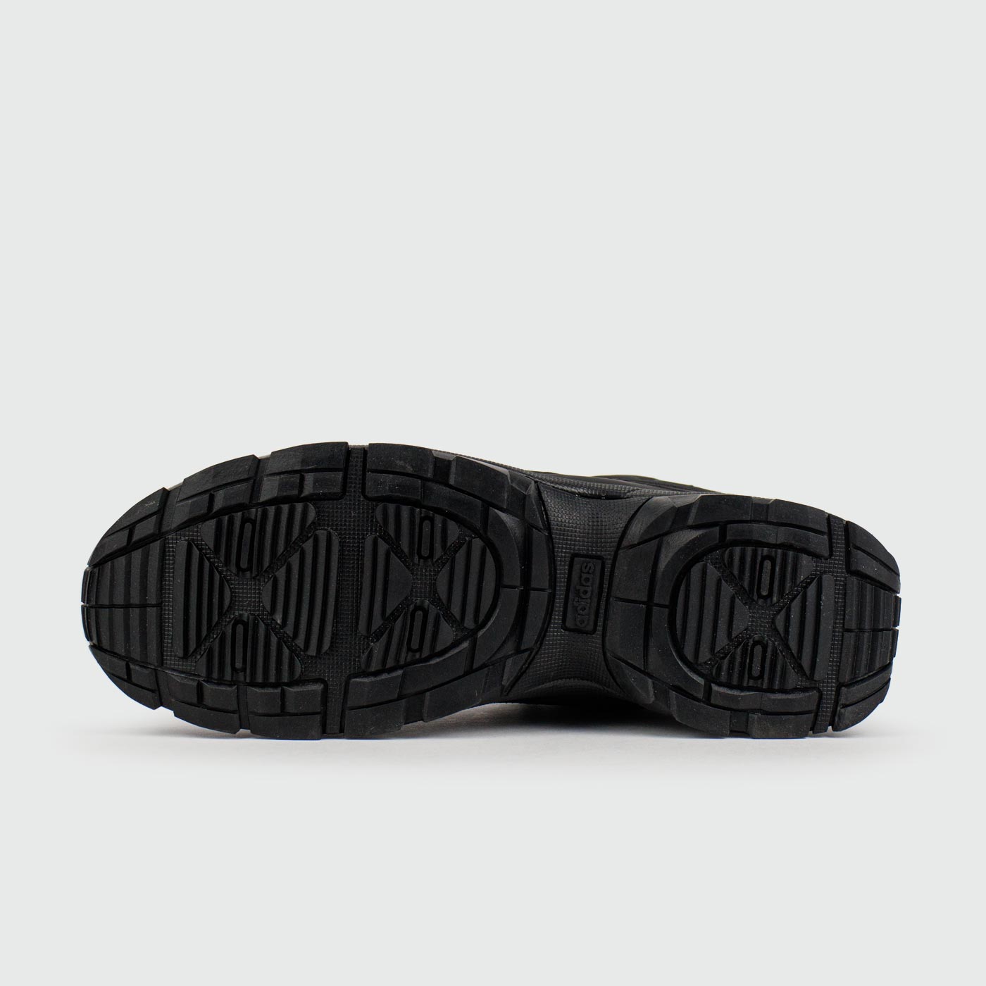 Кроссовки Adidas Climaproof Black with Fur Кроссовки Adidas Climaproof Black with Fur