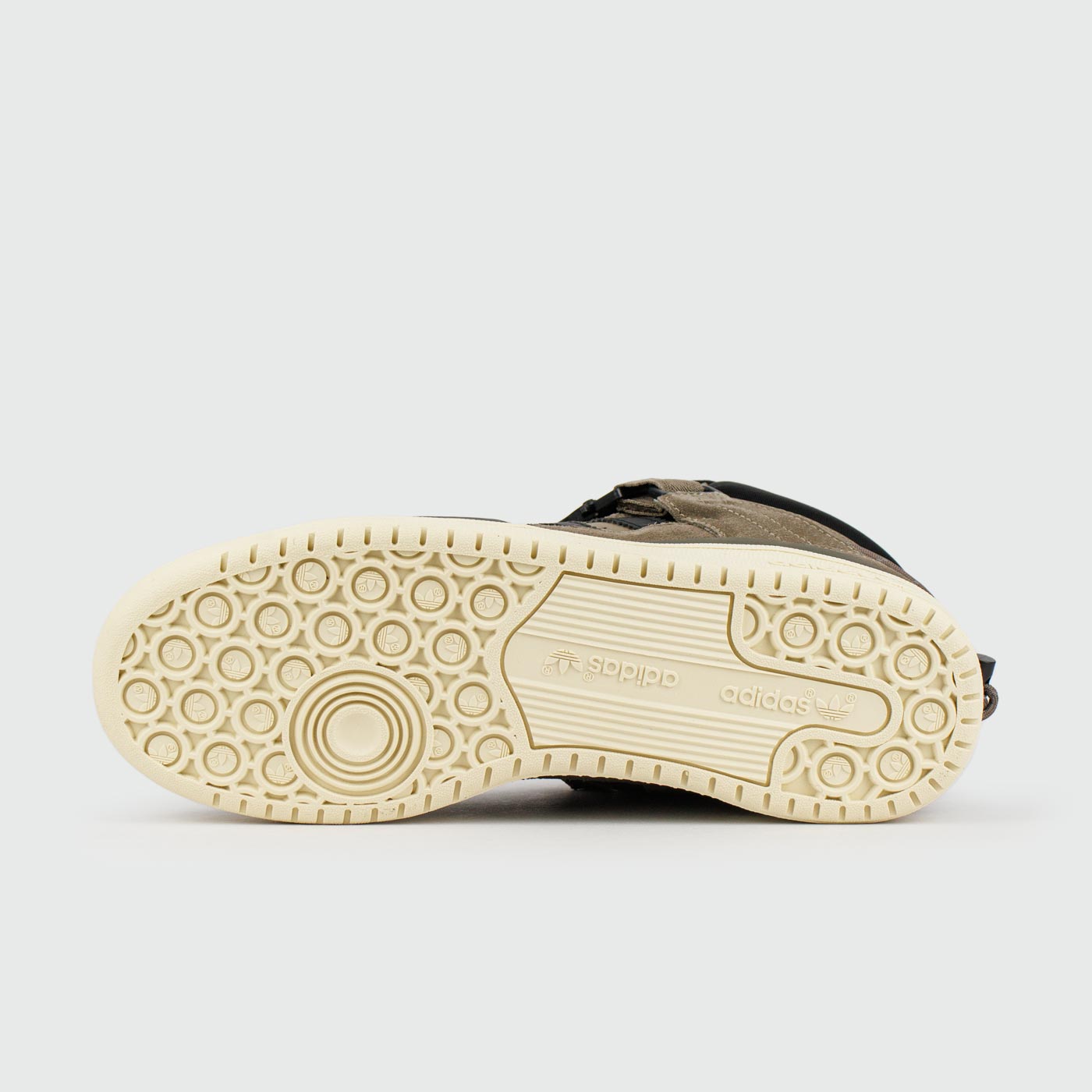 Кроссовки Adidas Forum Mid x Bad Bunny Brown with Fur Кроссовки Adidas Forum Mid x Bad Bunny Brown with Fur