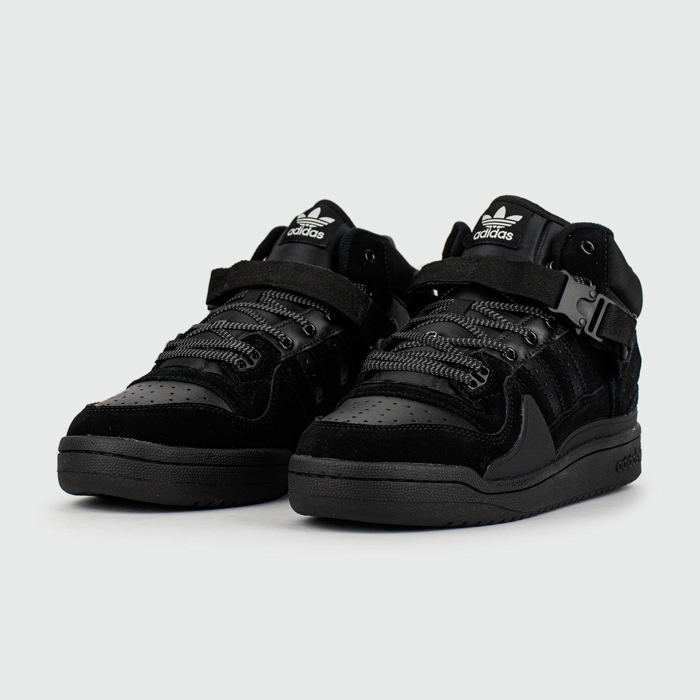 Кроссовки Adidas Forum Mid x Bad Bunny Black with Fur Кроссовки Adidas Forum Mid x Bad Bunny Black with Fur