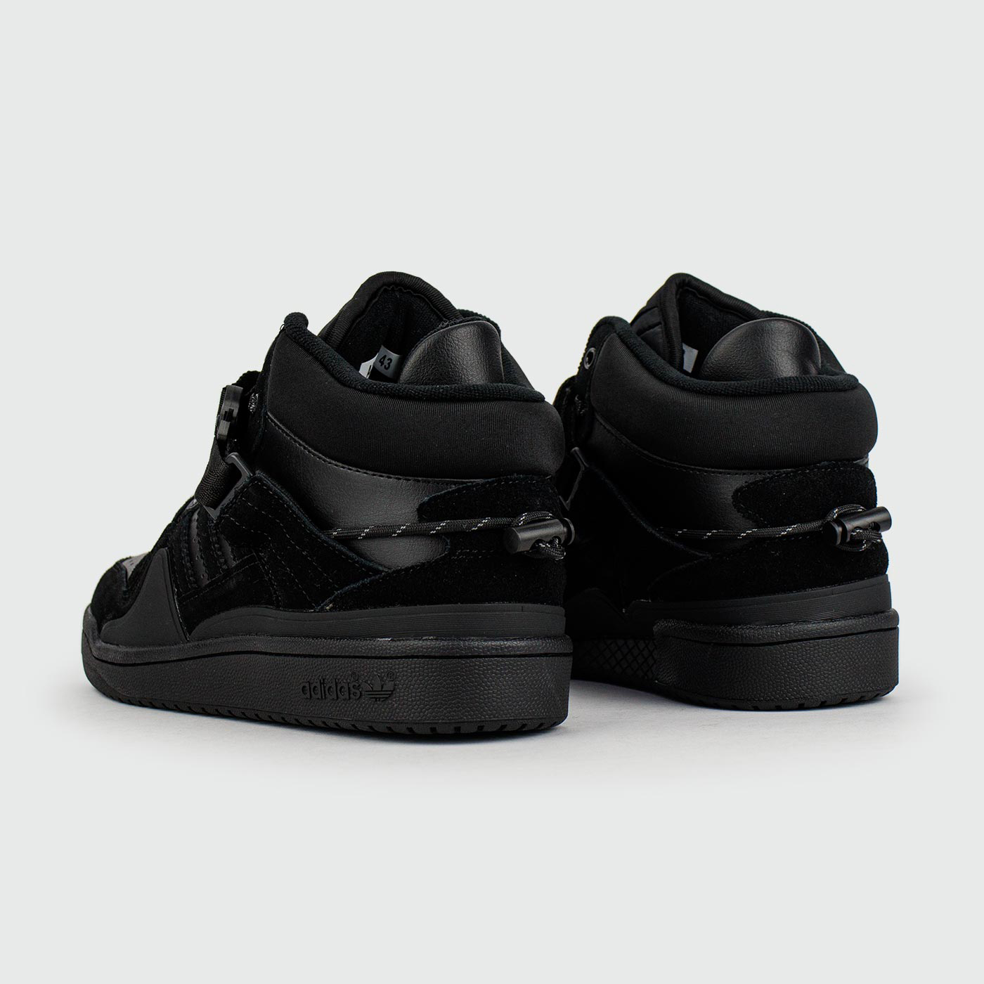 Кроссовки Adidas Forum Mid x Bad Bunny Black with Fur Кроссовки Adidas Forum Mid x Bad Bunny Black with Fur