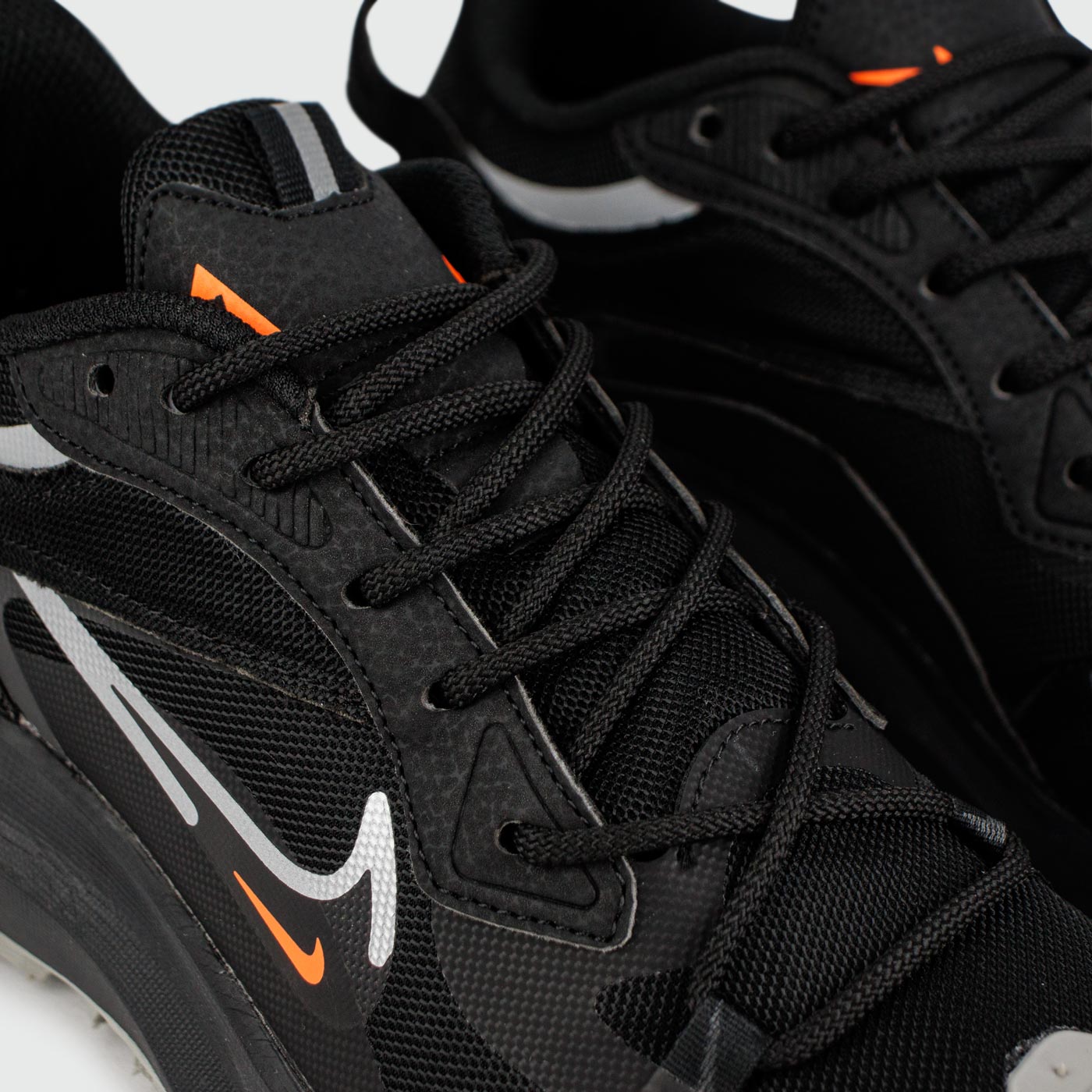 Кроссовки Nike ACG Mountain Fly 2 Low Gtx Black / Grey Кроссовки Nike ACG Mountain Fly 2 Low Gtx Black / Grey