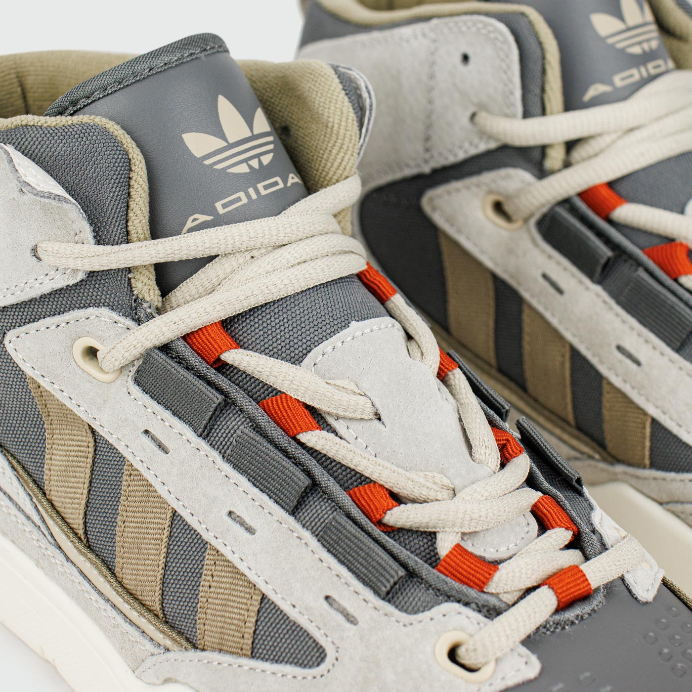 Кроссовки Adidas ADI2000 Mid Light Grey with Fur Кроссовки Adidas ADI2000 Mid Light Grey with Fur