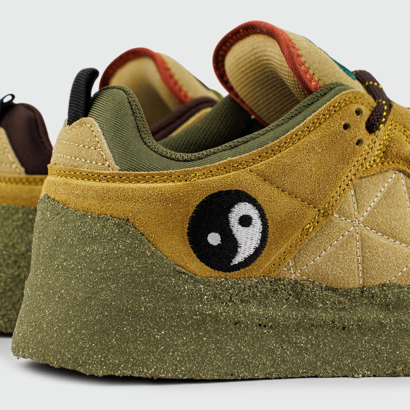 Кроссовки Nike x CPFM Dunk Mid Desert Olive Кроссовки Nike x CPFM Dunk Mid Desert Olive