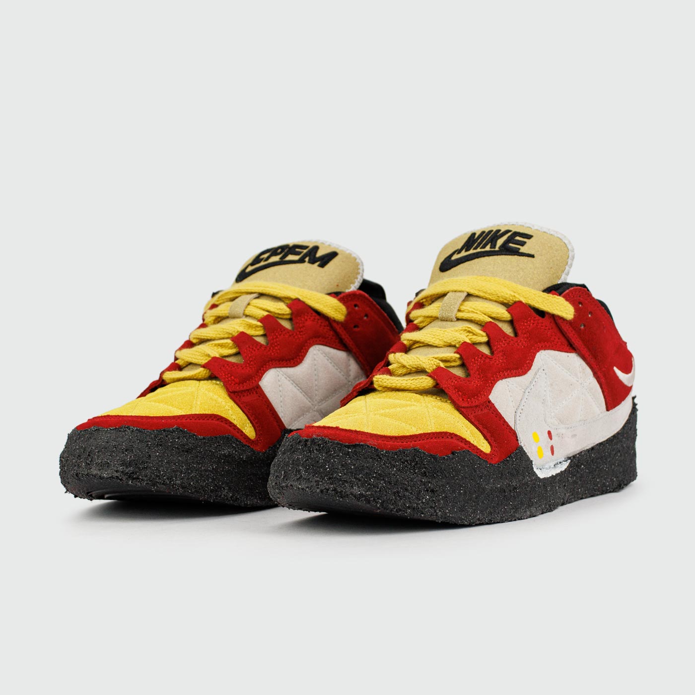 Кроссовки Nike x CPFM Dunk Mid Red / Yellow Кроссовки Nike x CPFM Dunk Mid Red / Yellow