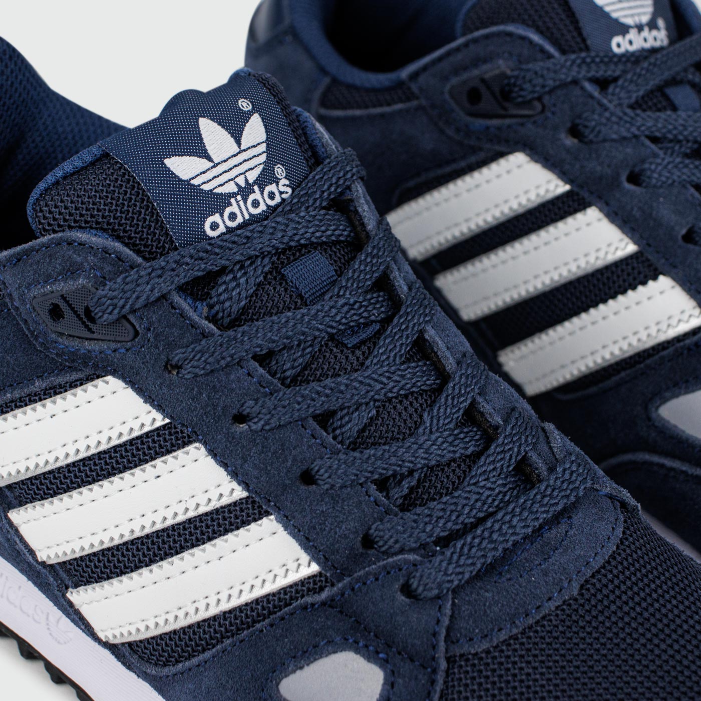 Кроссовки Adidas ZX 750 Blue / White Кроссовки Adidas ZX 750 Blue / White