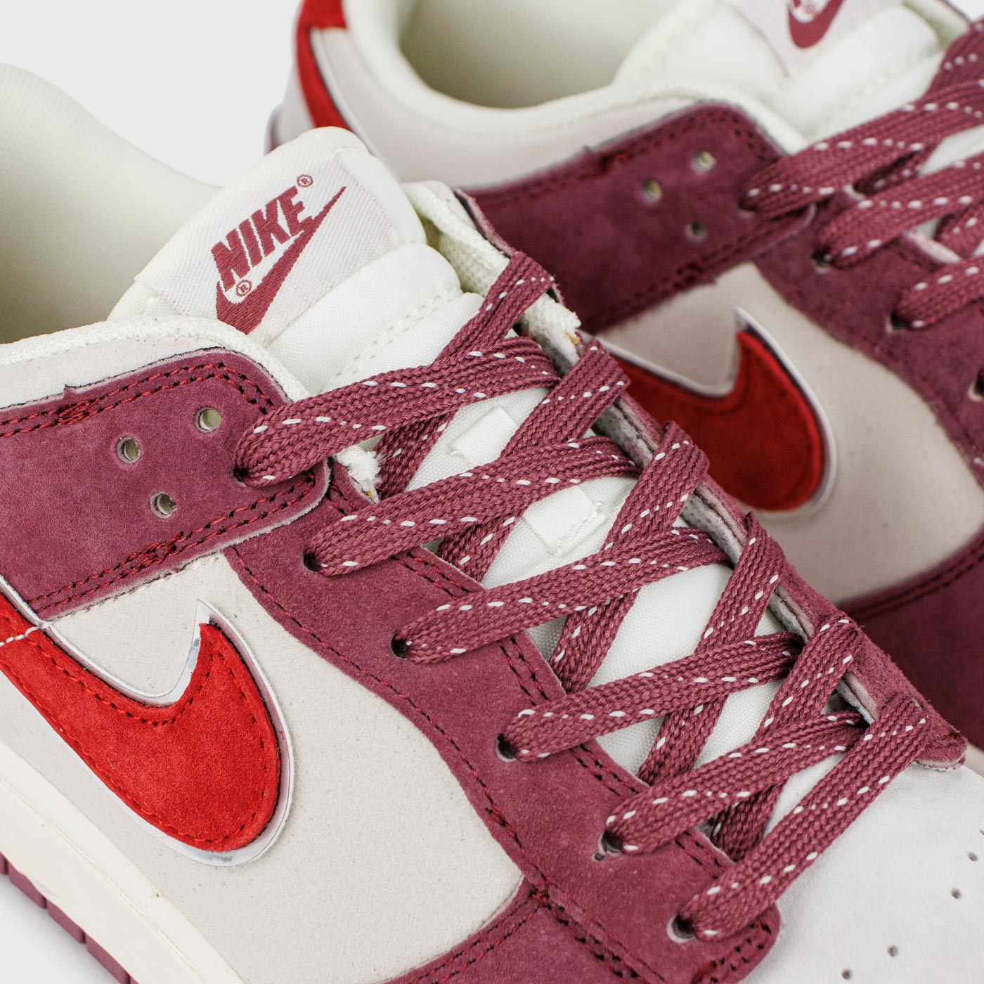 Кроссовки Nike Dunk Low Red White