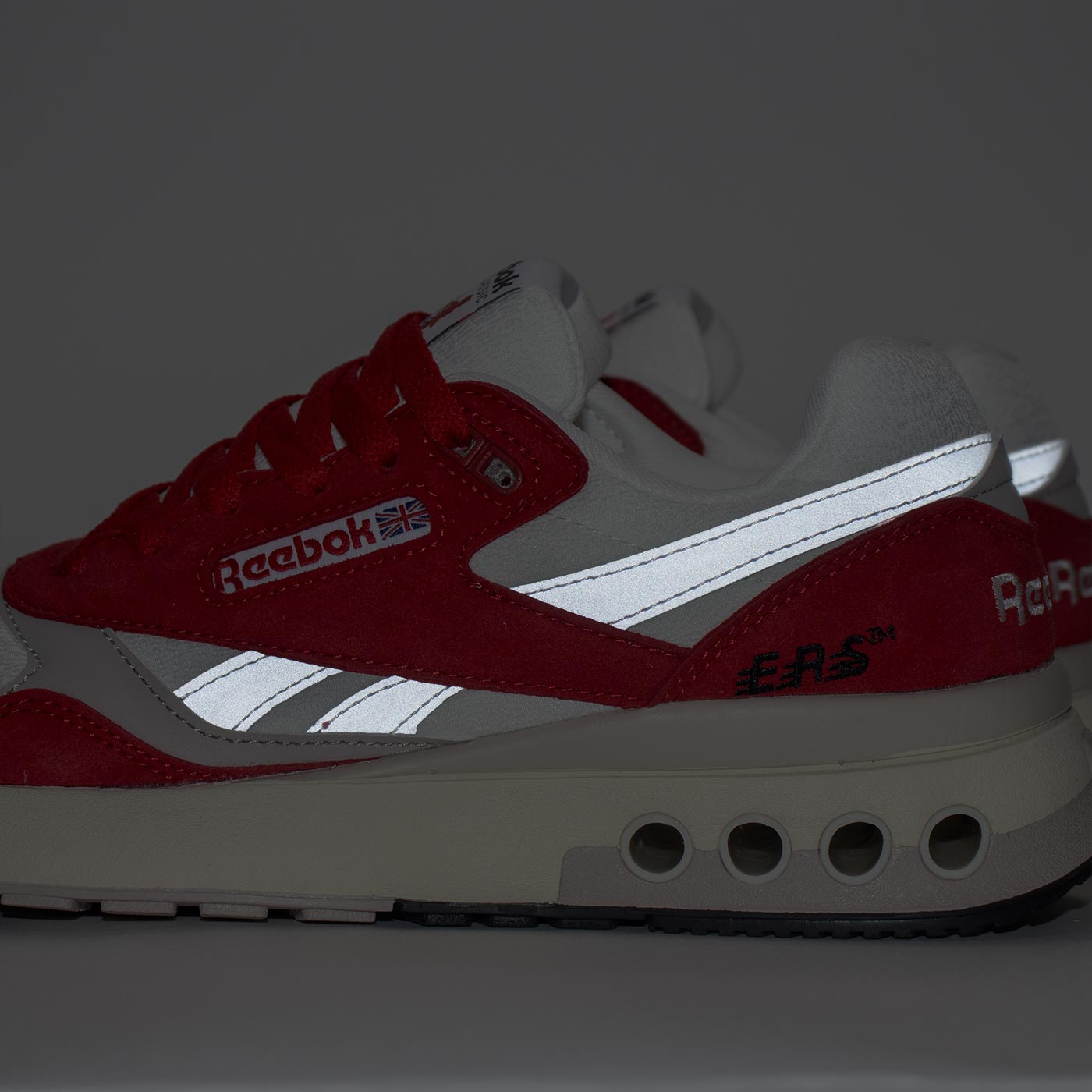 Кроссовки Reebok ERS WORLD Red Кроссовки Reebok ERS WORLD Red